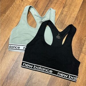New Balance Women's keyhole Sports Bra Set - Black and Gray sz L